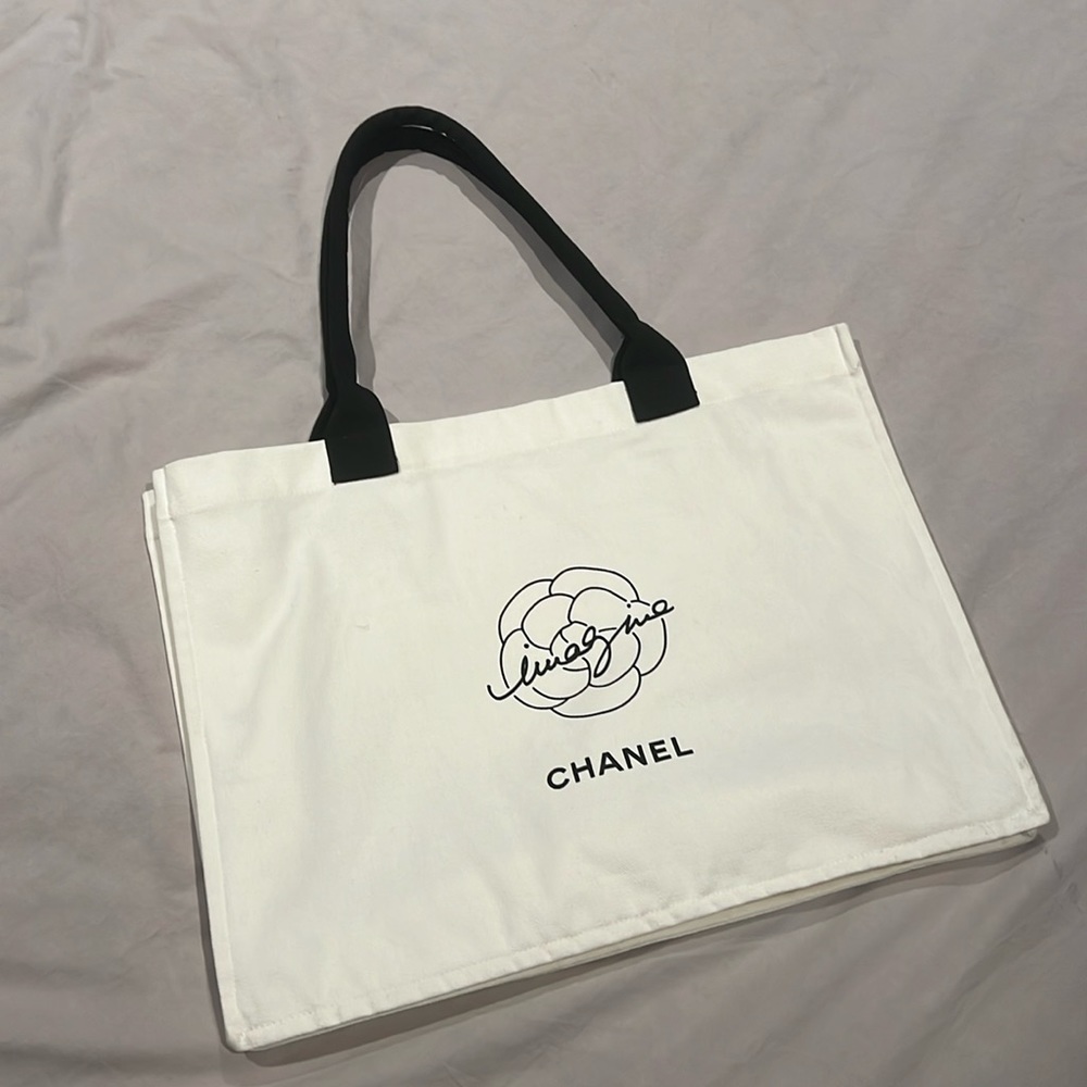 Chanel Imagine training tote bag
